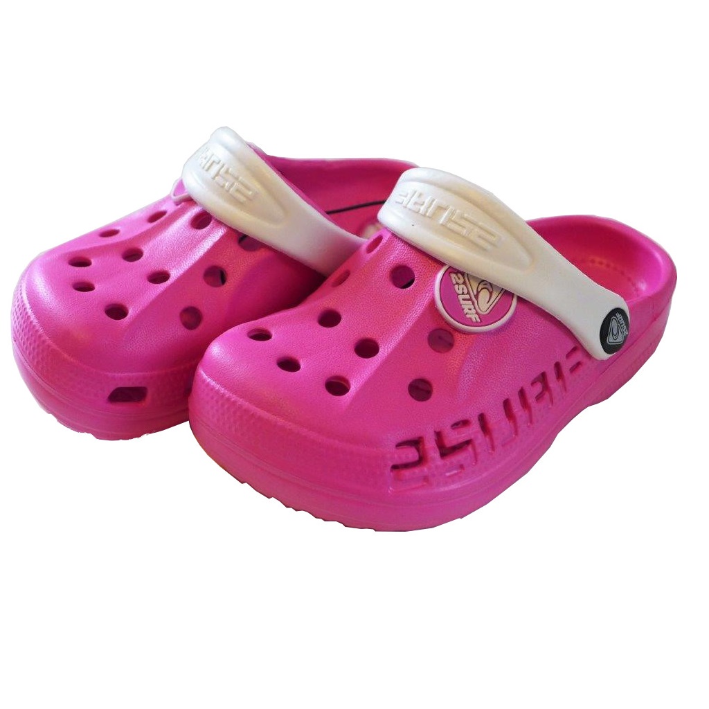 Kroksy, nazouváky, pantofle