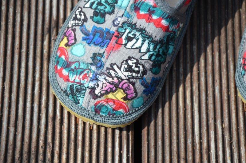 Beda barefoot 060010/W/02 SLIM bačkorky, chlapecké, šedé, GRAFITTI