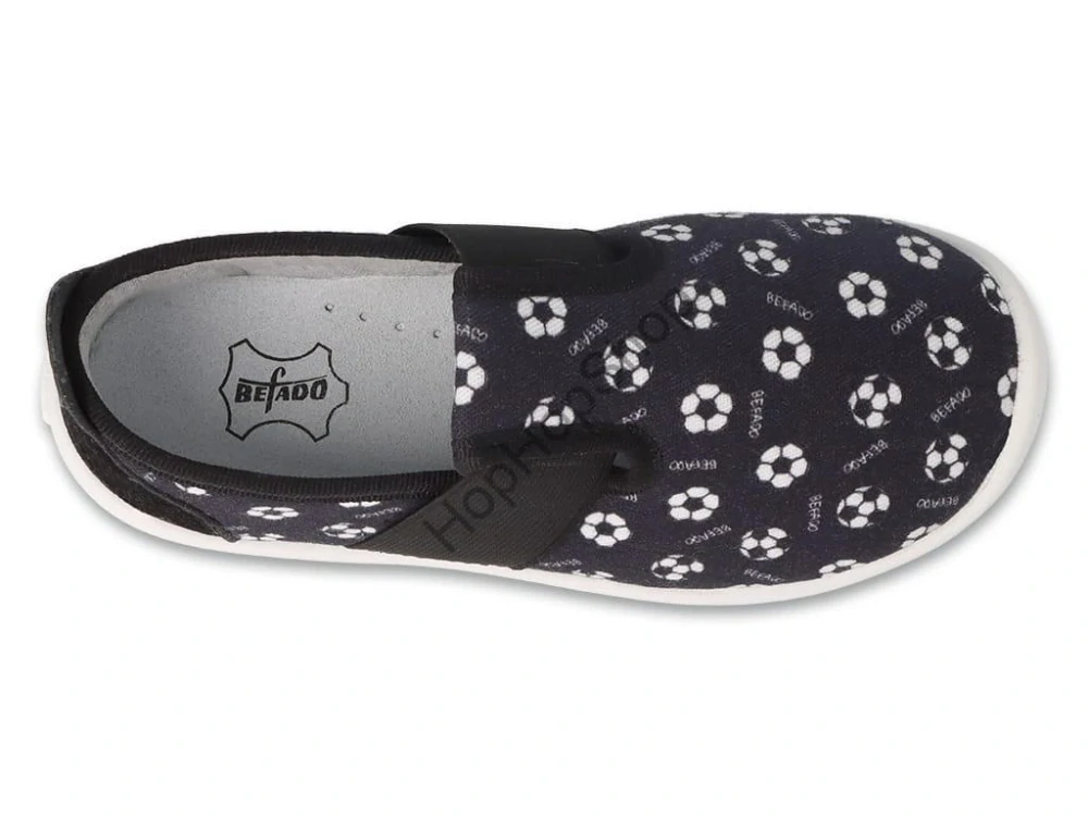 Befado Softer 901Y016, chlapecké, bačkůrky, přezůvky, ČERNÉ, FOTBALOVÉ MÍČE